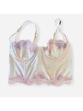 NWT Victoria’s Secret Baby Pink Lace Bustier Bra Top, Size 32B